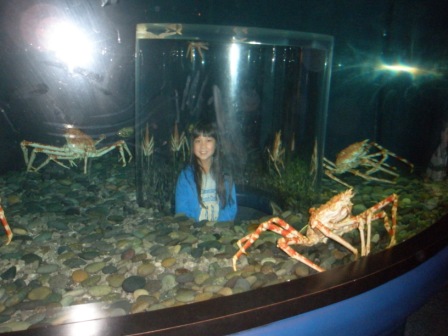 Kasen posing with crabs